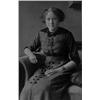 Image 1 : Junge Frau (im Atelier des Photographen)
