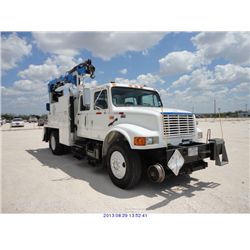 2000 - INTERNATIONAL 4900