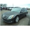 Image 2 : 2004 - NISSAN MAXIMA