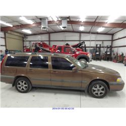 1999 - VOLVO V70