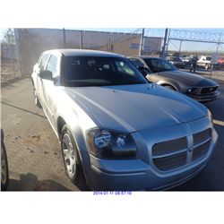 2005 - DODGE MAGNUM