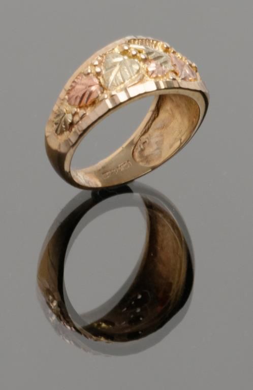 Vintage Black Hills Gold ladies ring in original box from Landstroms in mint condition made more tha vintage black hills gold ladies rings