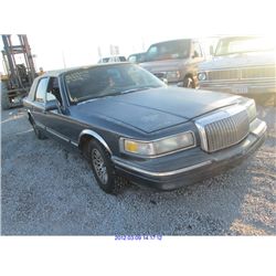 1996 - LINCOLN TOWN CAR