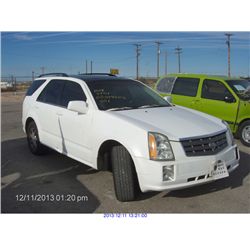 2005 - CADILLAC SRX // REBUILT SALVAGE