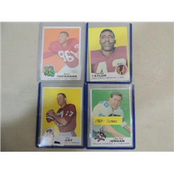 LOT 4 1969 TOPPS #166, 200, 222, 67 FOOTBALL CARDS