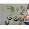 Image 2 : LOT 15 ASSORTED COLLECTIBLES: 4 POLITCAL PINS,