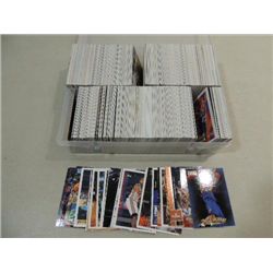 700+ 1990S ASSORTED MAKERS BASKETBALL PLAYER CARDS