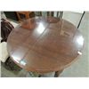 Image 2 : 48"D X 36"H ROUND MAHOGANY TABLE WITH GLASS TOP