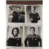 Image 2 : LOT 10 1997 STAR TREK VOYAGER CAST PROMO PHOTOS: