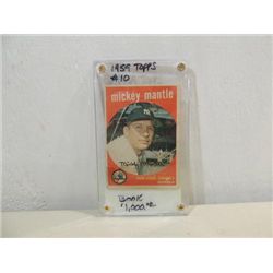 1959 TOPPS #10 BASEBALL PLAYER CARD MICKEY MANTLE