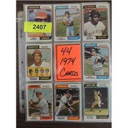 LOT 44 ASSORTED 1974 TOPPS BASEBALL PLAYER CARDS
