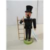 Image 1 : STEINBACH WOOD FOLK ART FIREMAN NUTCRACKER
