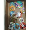 Image 1 : LOT 11 ASSORTED DISNEY COLLECTIBLE BUTTONS: LITTLE