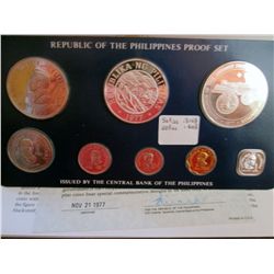 Philippines; 1977 Proof Set minted by Franklin Mint, 8 coins 25 & 50 Piso are silver. With case, sle