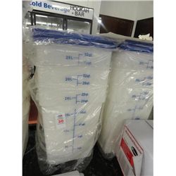 6 Measured 22 Qt. Cambro Storage - 6 Times the Money