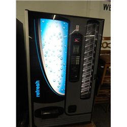 Refresh Cold Drinks Vending Machine - Running - No Keys