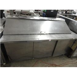 True S/S 3-Door Mega Top Sandwich Prep - Tested at 35 deg.