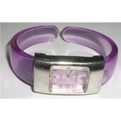 UNIQUE *GENEVA* PURPLE COLORED BANGEL BAND & FACE WATCH!! WATCH CAME OUT OF SAFE!!