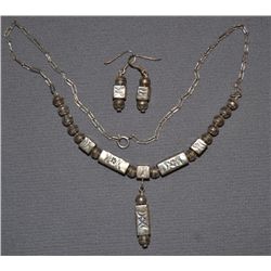 NAVAJO  NECKLACE AND EARRINGS
