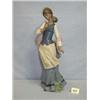 Image 1 : 1 LLADRO 2393 A GIRL IN LOVE, 20"H, 6.25LBS, GOOD COND....