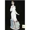 Image 1 : 1 LLADRO 5197 FEMALE PHYSICIAN 13.25"H, 2.25LBS, GOOD COND....
