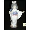 Image 1 : 1 LLADRO 6152 FLOWER GAZER 7.75"H, .75LB, GOOD COND....