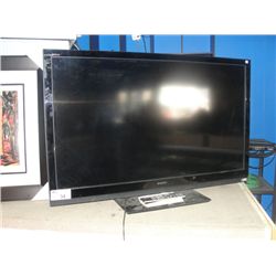 52  SONY BRAVIA LCD TV WITH REMOTE