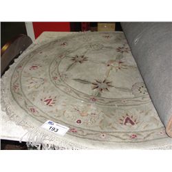 4' DIAMETER ROUND WOOL PILE AREA RUG - FLORAL PATTERN