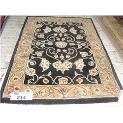 APPROX 3'X2' WOOL PILE FLORAL PATTERN THROW RUG