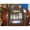 Image 2 : 1940S 25CENT SLOT MACHINE