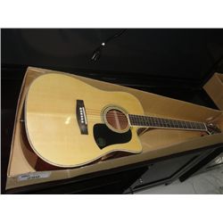 ARIA 6 STRING ACCOUSTIC GUITAR