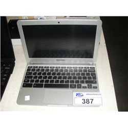 SAMSUNG LAPTOP COMPUTER  - NO POWER CORD