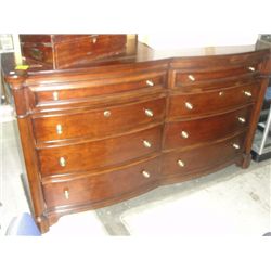 EDDIE BAUER 8 DRAWER MAHOGANY BEDROOM DRESSER