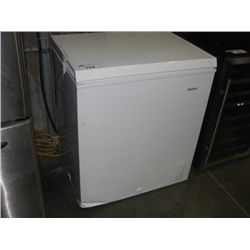 HAIER APARTMENT SIZE WHITE FREEZER - STORE RETURNED APPLIANCE