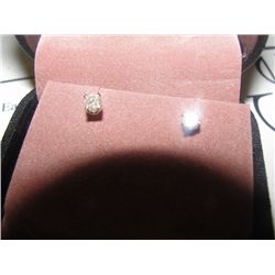 PAIR OF 14K YELLOW GOLD DIAMOND STUD EARRINGS