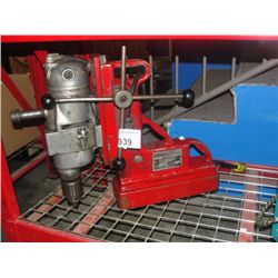 MILWAUKEE ELECTROMAGNETIC DRILL PRESS