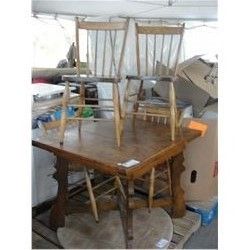 ANTIQUE DRAW LEAF OAK DINING TABLE WITH 4 SOLID WOOD CHAIRS