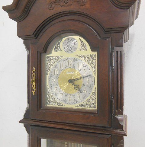 Howard Miller Grandfather Clock Tempus Fugit Howard Miller Grandfather Clock Tempus Fugit
