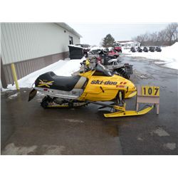 2002 Ski Doo MXZ X 440 2BPS212082V000317