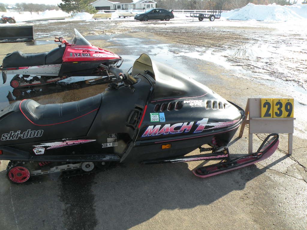 1995 Ski Doo Mach 1 670 104400495