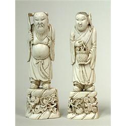 Figures, 2 pieces...