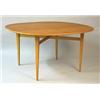 Image 1 : A Table...