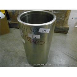 STAINLESS WATER / ICE LAB ACCESSORIES (print sequence:) D-133