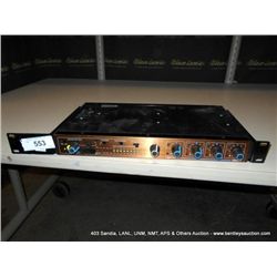 SHURE FP410 AMPLIFIER