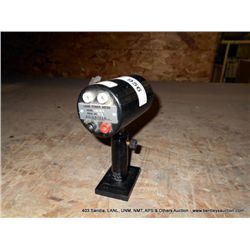 SCIENTECH 380-102 LASER POWER METER