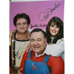 Robin Williams, Pam Dawber, Jonathan Winters  Mork and Mindy  Signed 11x14 Photo