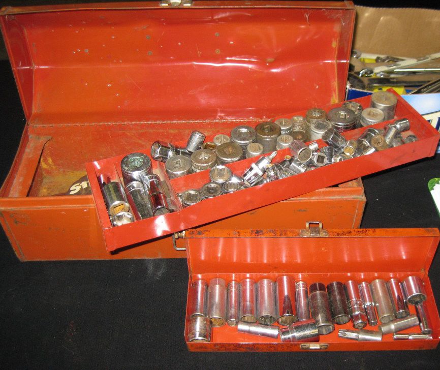 Red Dayton Tool Box & Entire Contents
