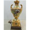 Image 2 : VINTAGE FRENCH PROVINCIAL 24 KT GOLD CERAMIC LAMP