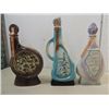 Image 2 : LOT 3 VINTAGE JIM BEAM WHISKEY CERAMIC DEANTERS: