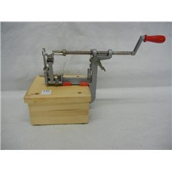 Pampered Chef Apple Peeler